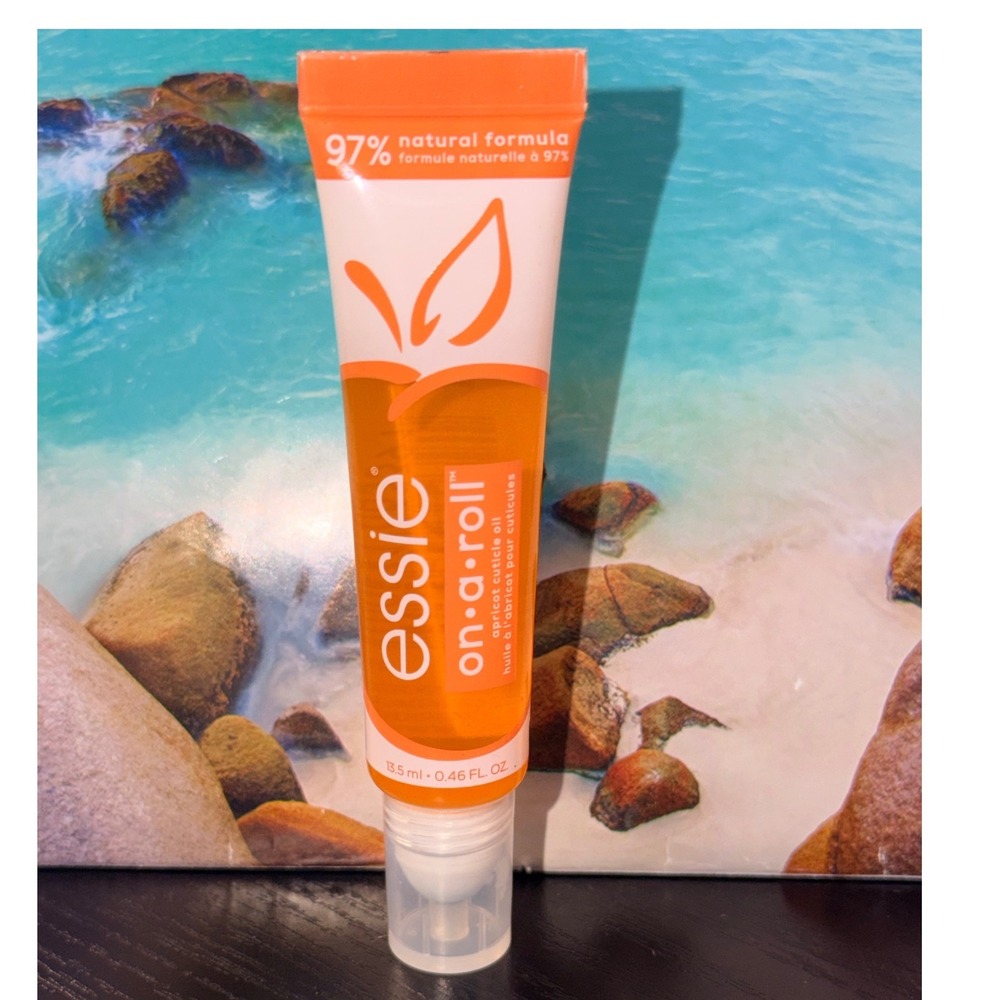 Essie On-A-Roll Apricot Cuticle Oil 97 Percent Natural Formula NEW